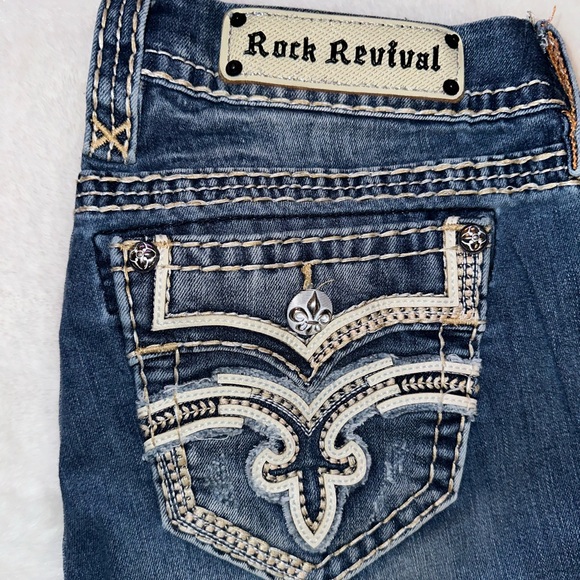 Rock Revival Jeans - Picture 1 of 5
